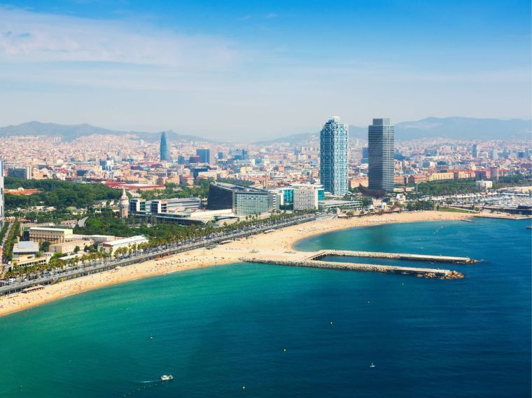 BCN Curious 2