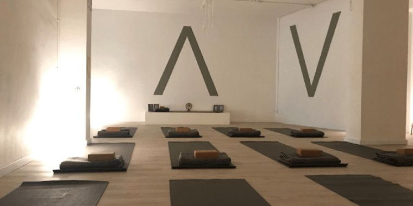 Yoga place 1 web